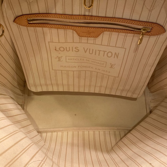 ❌SOLD❌Louis Vuitton Neverfull MM - Picture 4 of 7